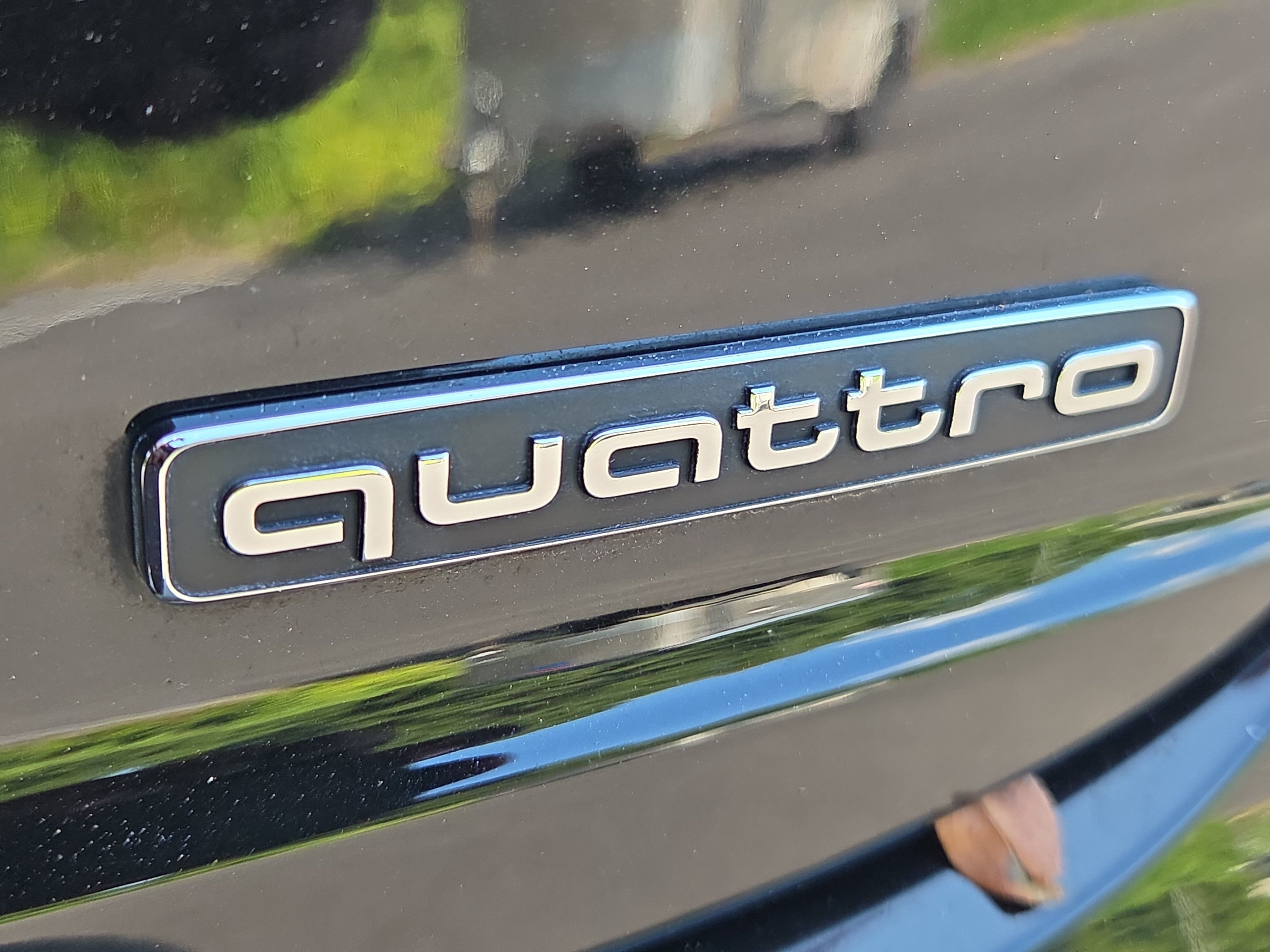 Used 2023 Audi Q8 Prestige AWD/4WD image 33