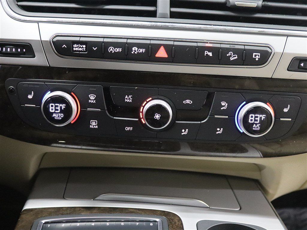 Used 2017 Audi Q7 2.0T Premium Plus AWD/4WD image 29