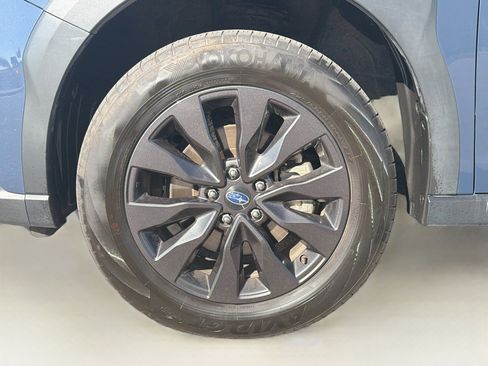 Used 2025 Subaru Outback Onyx Edition AWD/4WD image 11