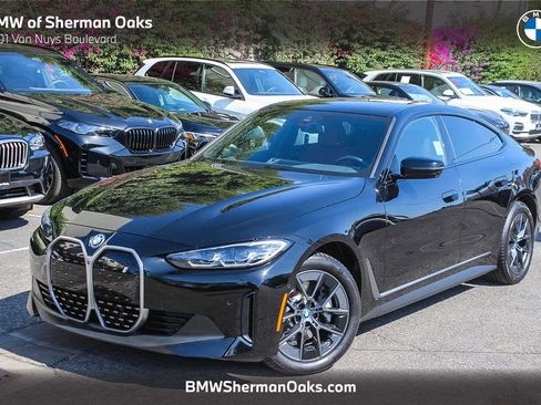 Used 2023 BMW i4 eDrive35 w/ Premium Package RWD image 2