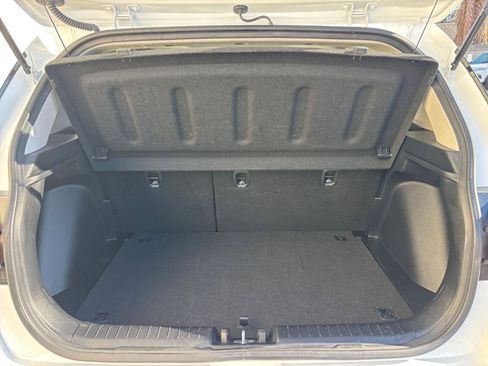 Used 2025 Hyundai Venue SEL image 31