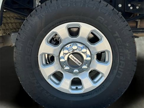 Certified 2024 Ford F250 XLT w/ FX4 Off-Road Package image 41