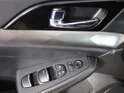 Used 2023 Nissan Maxima SV w/ Floor Mat Group FWD image 20