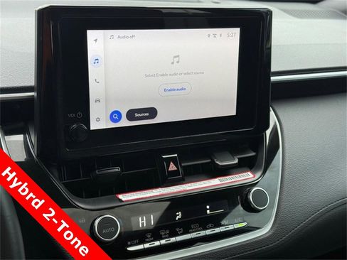 Used 2024 Toyota Corolla Cross SE image 19