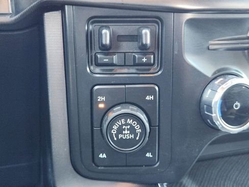 Used 2022 Ford F150 Platinum w/ Equipment Group 701A High image 19