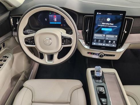 New 2026 Volvo XC90 T8 Ultra w/ Protection Package Premier AWD/4WD image 26