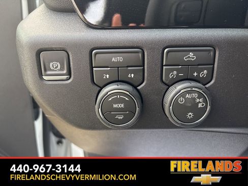 New 2026 Chevrolet Silverado 1500 LT image 2