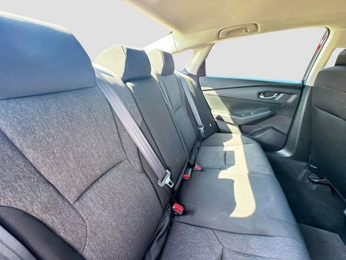 Certified 2025 Honda Accord SE image 31