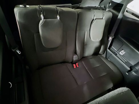 Used 2023 Ford Explorer XLT w/ Class IV Trailer Tow Package image 25