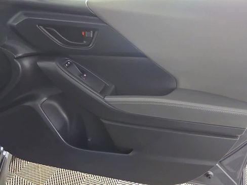 Certified 2024 Subaru Crosstrek 2.0i Premium image 8