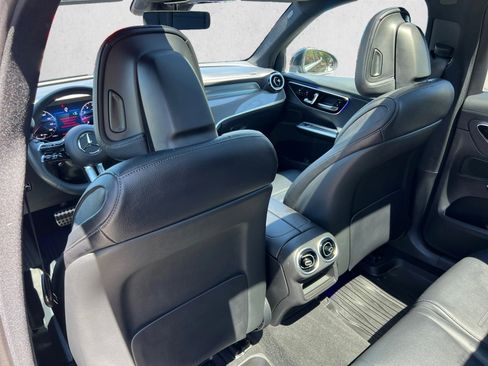 Certified 2026 Mercedes-Benz GLC 300 4MATIC image 19