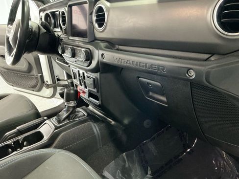 Used 2022 Jeep Wrangler Unlimited Rubicon 4xe image 19