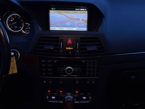 Used 2011 Mercedes-Benz E 550 Coupe image 19