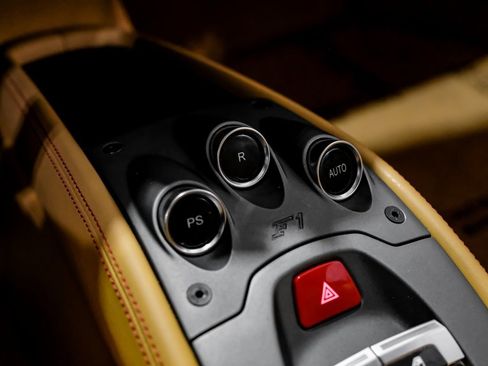 Used 2012 Ferrari 458 Italia Coupe image 19