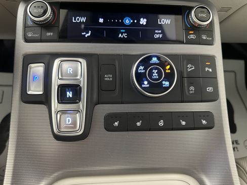 Used 2023 Hyundai Palisade Calligraphy w/ Cargo Package AWD/4WD image 19