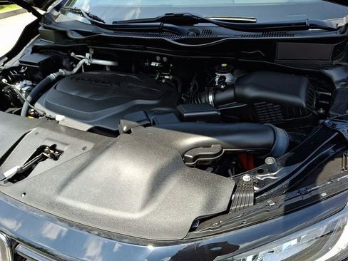 Used 2024 Honda Odyssey Sport image 29