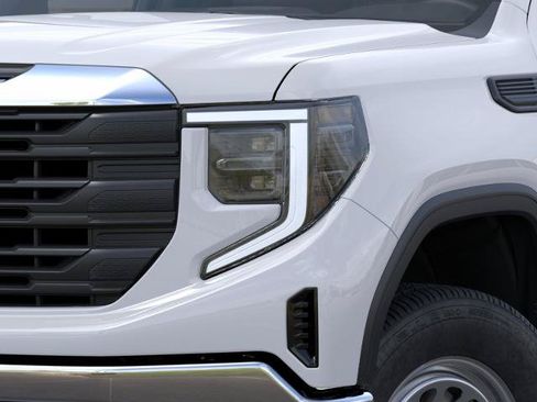 New 2026 GMC Sierra 1500 Pro RWD image 10