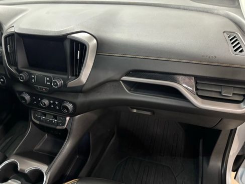 Used 2024 GMC Terrain AT4 w/ LPO, Floor Liner Package AWD/4WD image 20