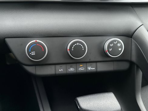 New 2026 Hyundai Elantra SE image 20