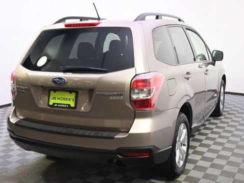 Used 2014 Subaru Forester 2.5i Premium w/ Popular Package #2 AWD/4WD image 5