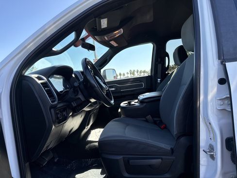 Used 2022 RAM 2500 Big Horn image 5