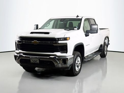 Certified 2024 Chevrolet Silverado 2500 LT image 3