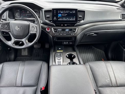 Certified 2024 Honda Passport TrailSport image 17