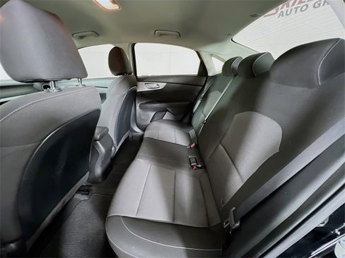 Used 2024 Kia Forte LX image 21