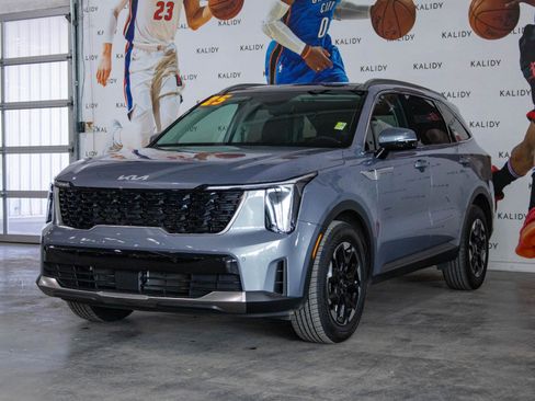 Used 2025 Kia Sorento S w/ Panoramic Sunroof Package image 22