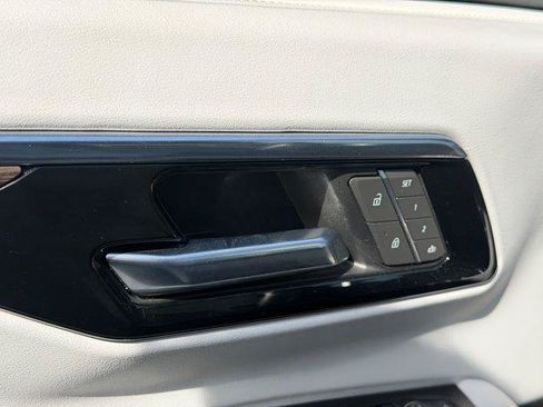 Used 2025 Chevrolet Suburban Premier w/ Sun And Tow Package AWD/4WD image 10
