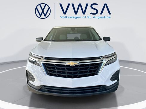 Used 2022 Chevrolet Equinox LS w/ LS Convenience Package image 2