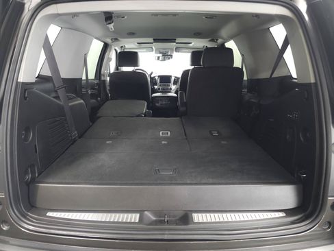 Used 2019 GMC Yukon SLT w/ Premium Edition AWD/4WD image 11
