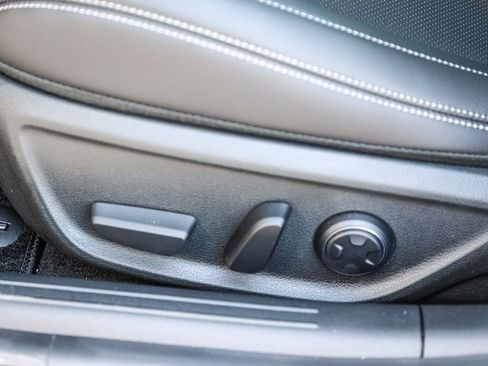 New 2026 Genesis G70 2.5T image 22