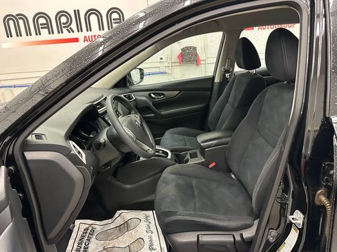 Used 2016 Nissan Rogue S image 19