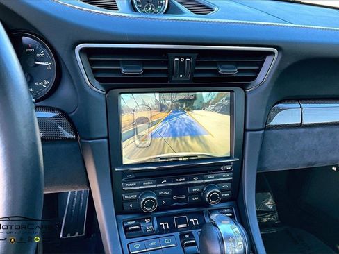 Used 2015 Porsche 911 Carrera 4 GTS image 18