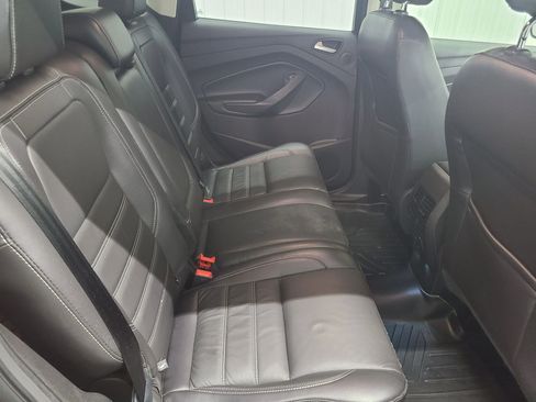 Used 2017 Ford Escape Titanium AWD/4WD image 40