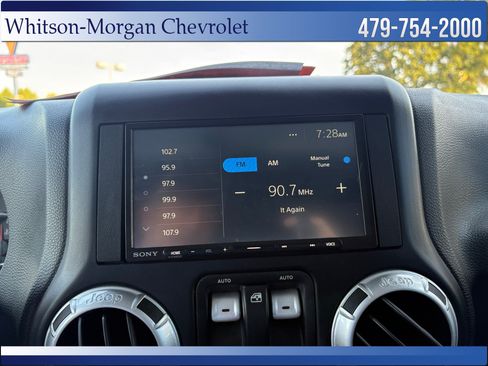 Used 2015 Jeep Wrangler Sport AWD/4WD image 19