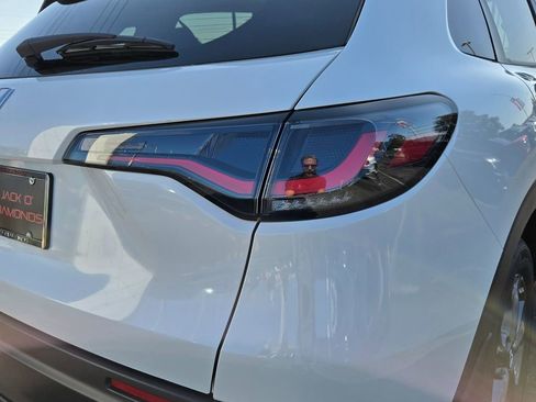 New 2026 Honda HR-V LX image 18