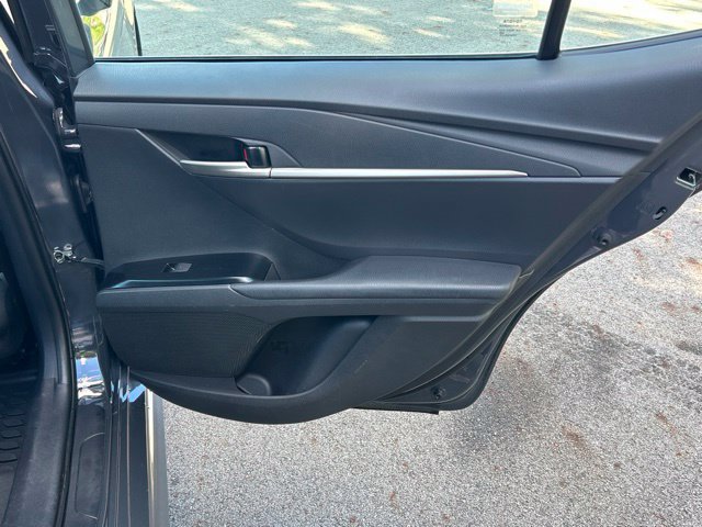 Used 2025 Toyota Camry SE AWD/4WD image 38