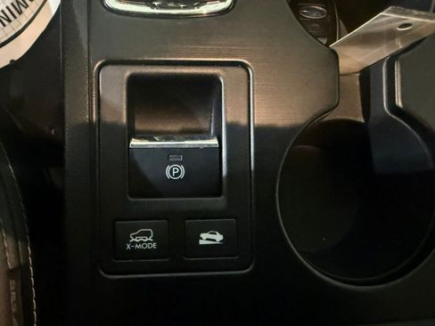 Used 2017 Subaru Outback 2.5i Limited image 34