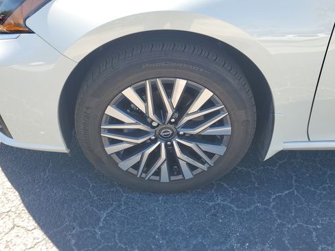 Certified 2023 Nissan Altima 2.5 SV image 4