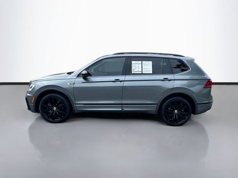 Used 2021 Volkswagen Tiguan SE R-Line AWD/4WD image 4