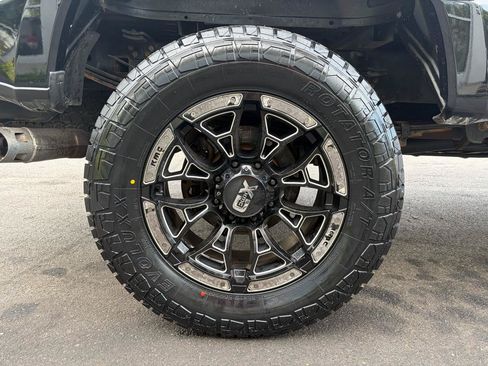 Used 2019 Ford F350 Lariat w/ Lariat Ultimate Package AWD/4WD image 18