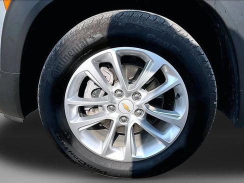 Used 2024 Chevrolet TrailBlazer LS w/ LS Convenience Package AWD/4WD image 9