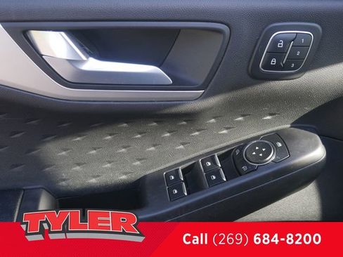 Used 2020 Ford Escape SEL AWD/4WD image 23