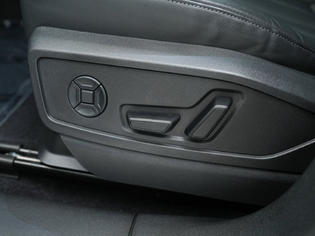 Certified 2025 Audi Q5 Premium w/ Convenience Package AWD/4WD image 6