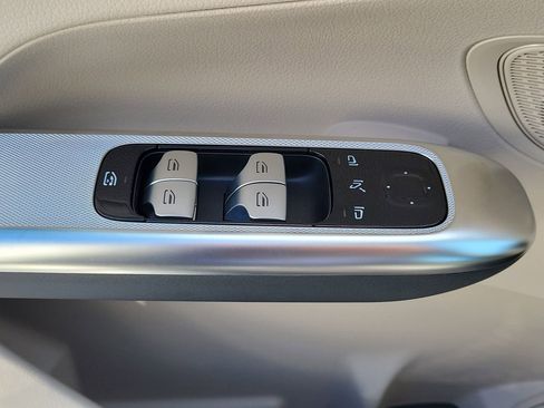 New 2026 Mercedes-Benz GLC 300 4MATIC image 24