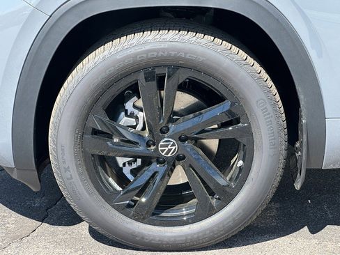 New 2026 Volkswagen Atlas Cross Sport SEL R-Line AWD/4WD image 6