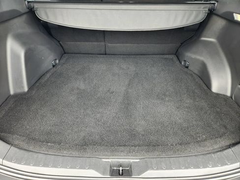 Used 2025 Toyota RAV4 XLE w/ Convenience Package FWD image 32