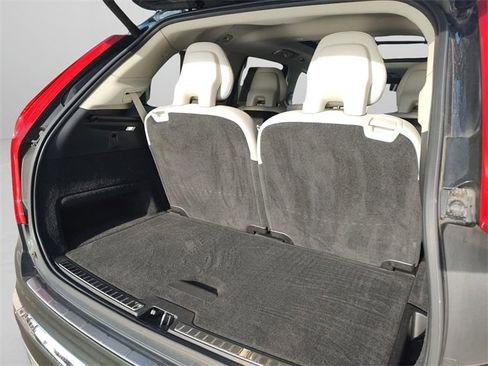 Used 2021 Volvo XC90 T8 Inscription Expression w/ Advanced Package image 35